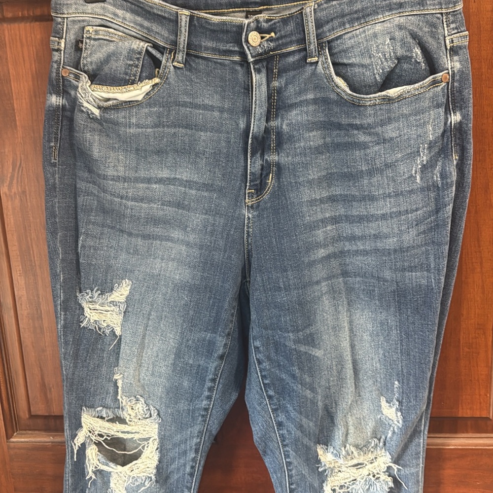 Judy Blue Distressed Dark Blue Boyfriend Jeans